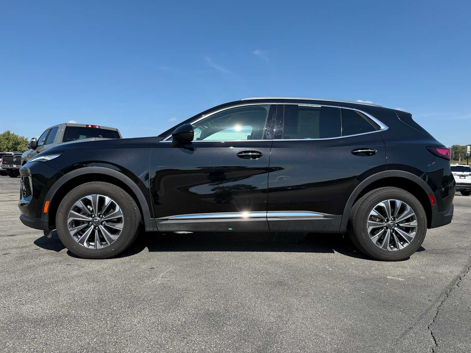 2025 Buick Envision Preferred photo 8