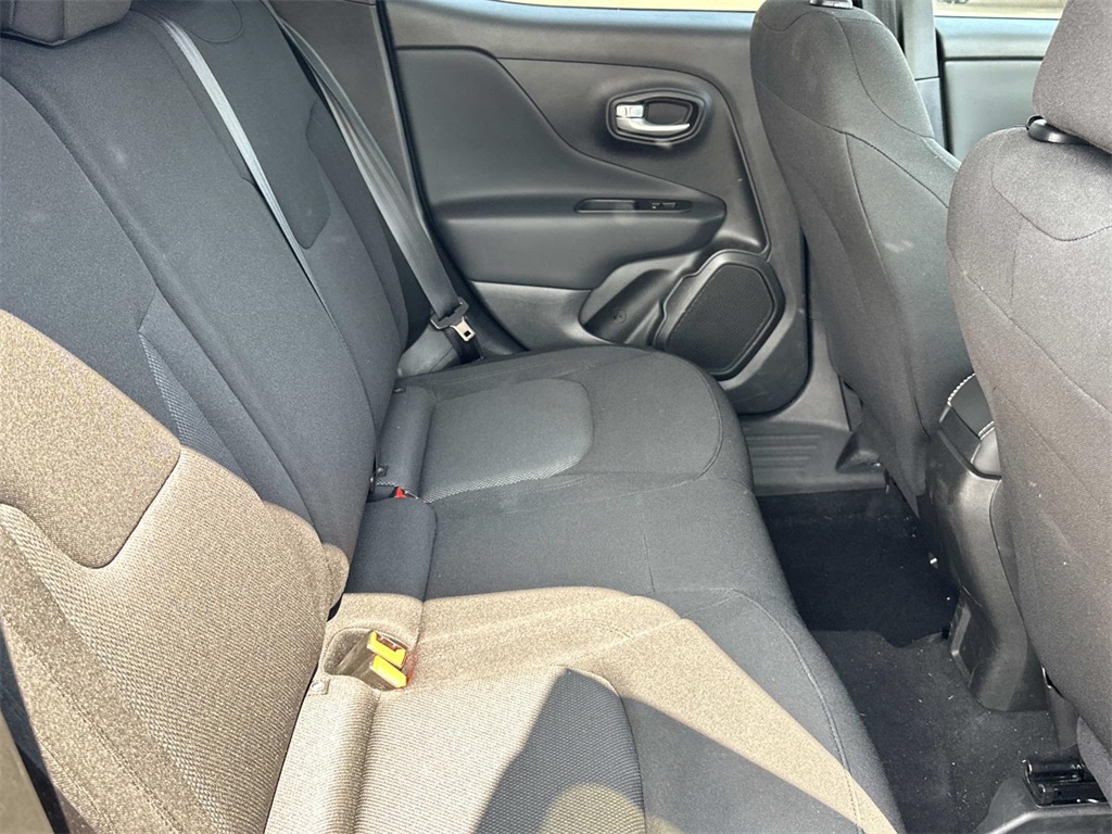 2023 Jeep Renegade Latitude photo 15