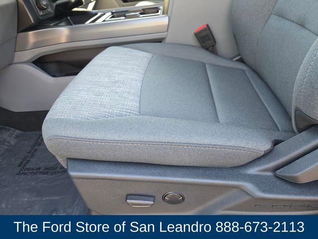 2026 Ford F-250 photo 16