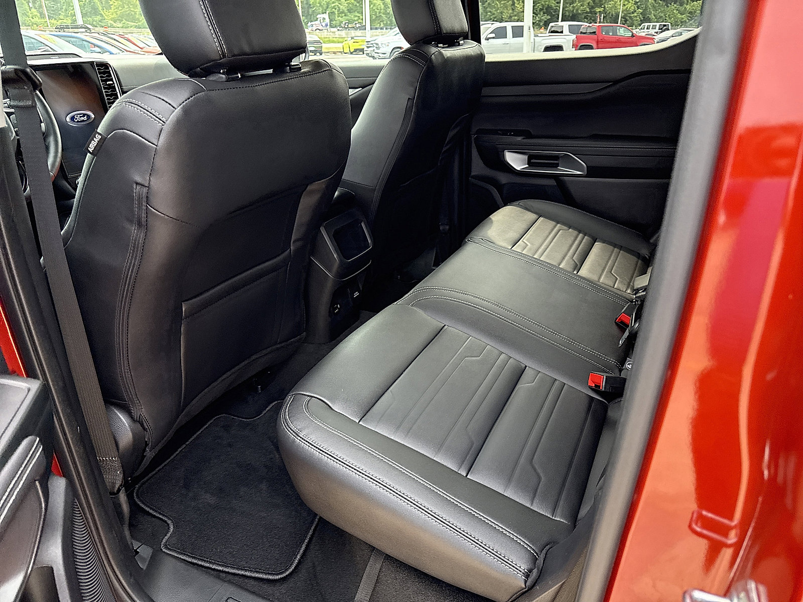 2024 Ford Ranger Lariat photo 12