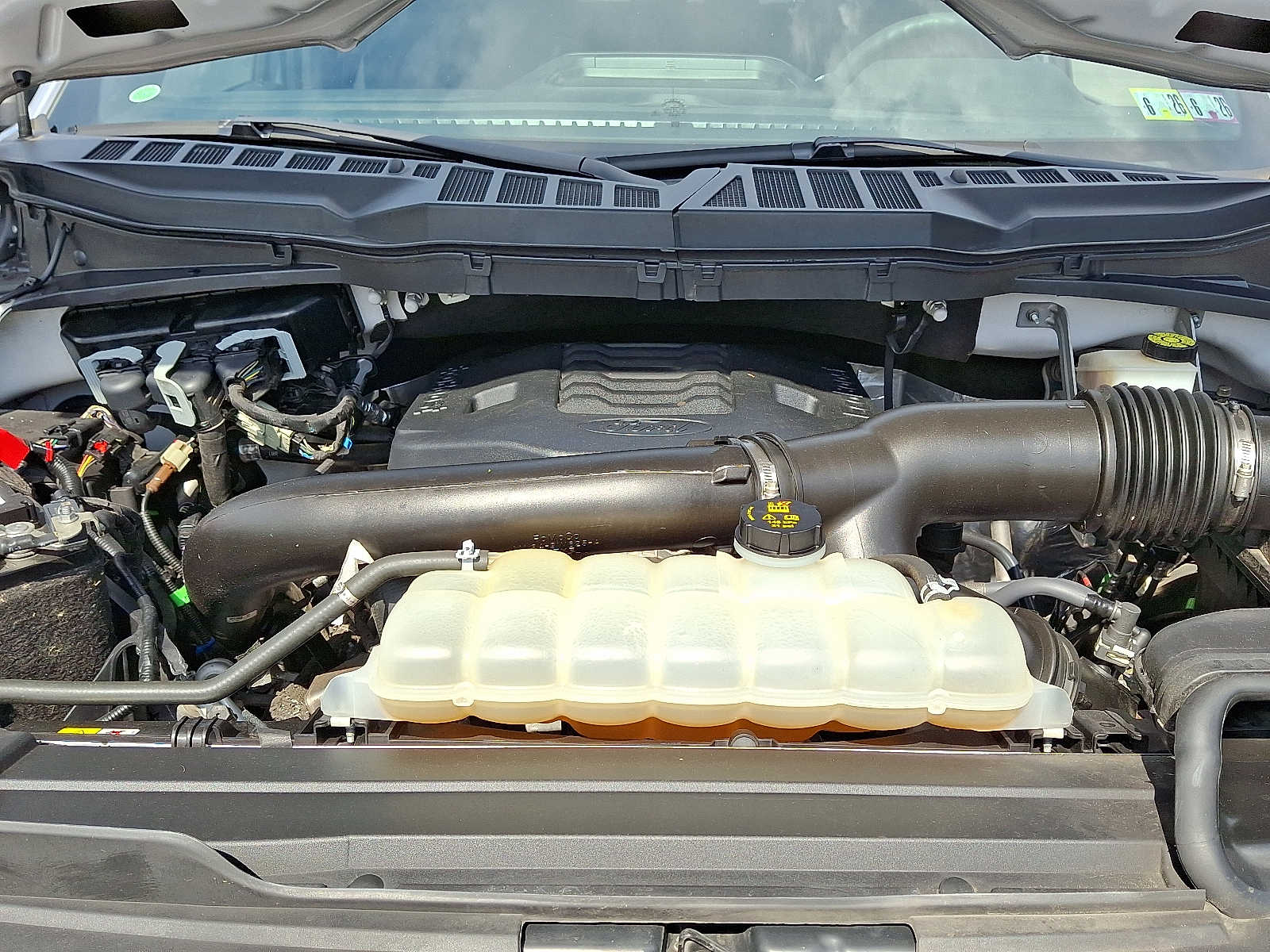2022 Ford F-150 XL photo 28