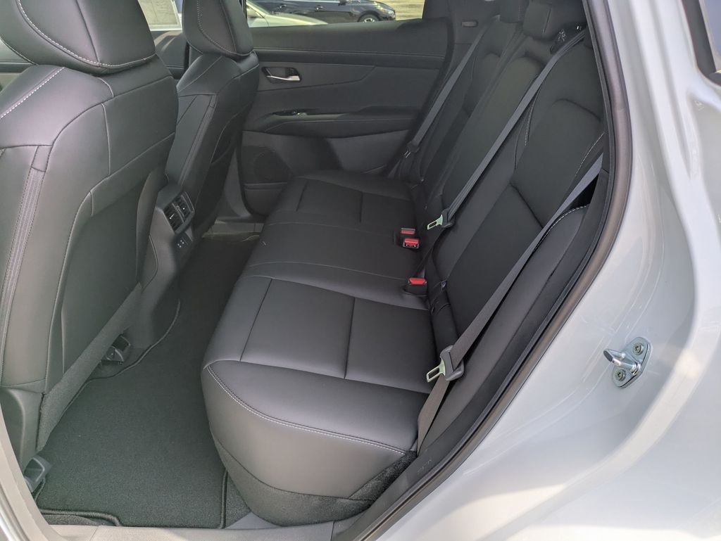 2025 Nissan Murano SL photo 19