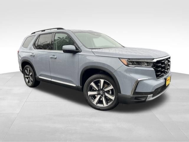 2025 Honda Pilot Touring's photo
