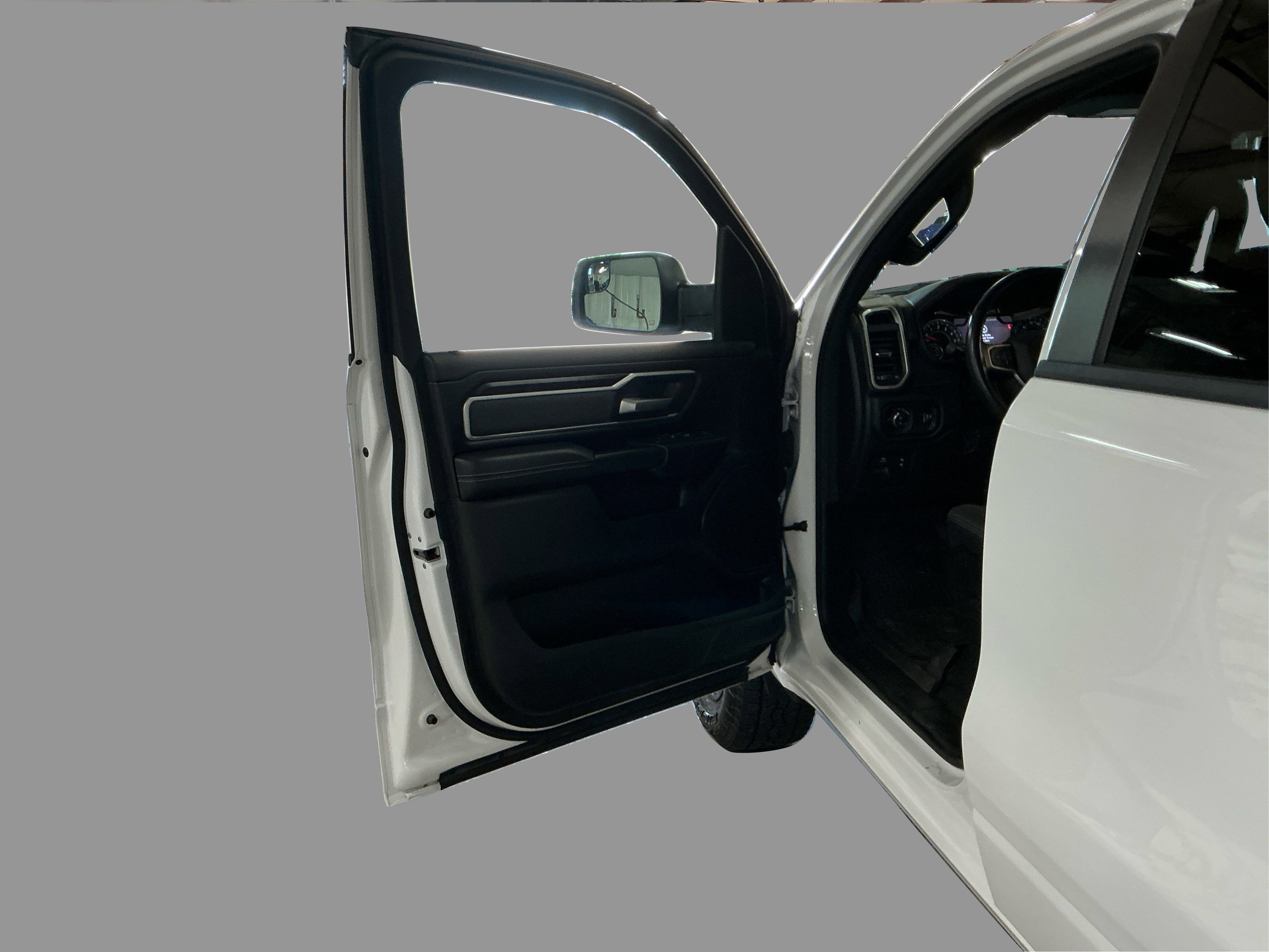 2022 Ram 1500 Big Horn photo 9