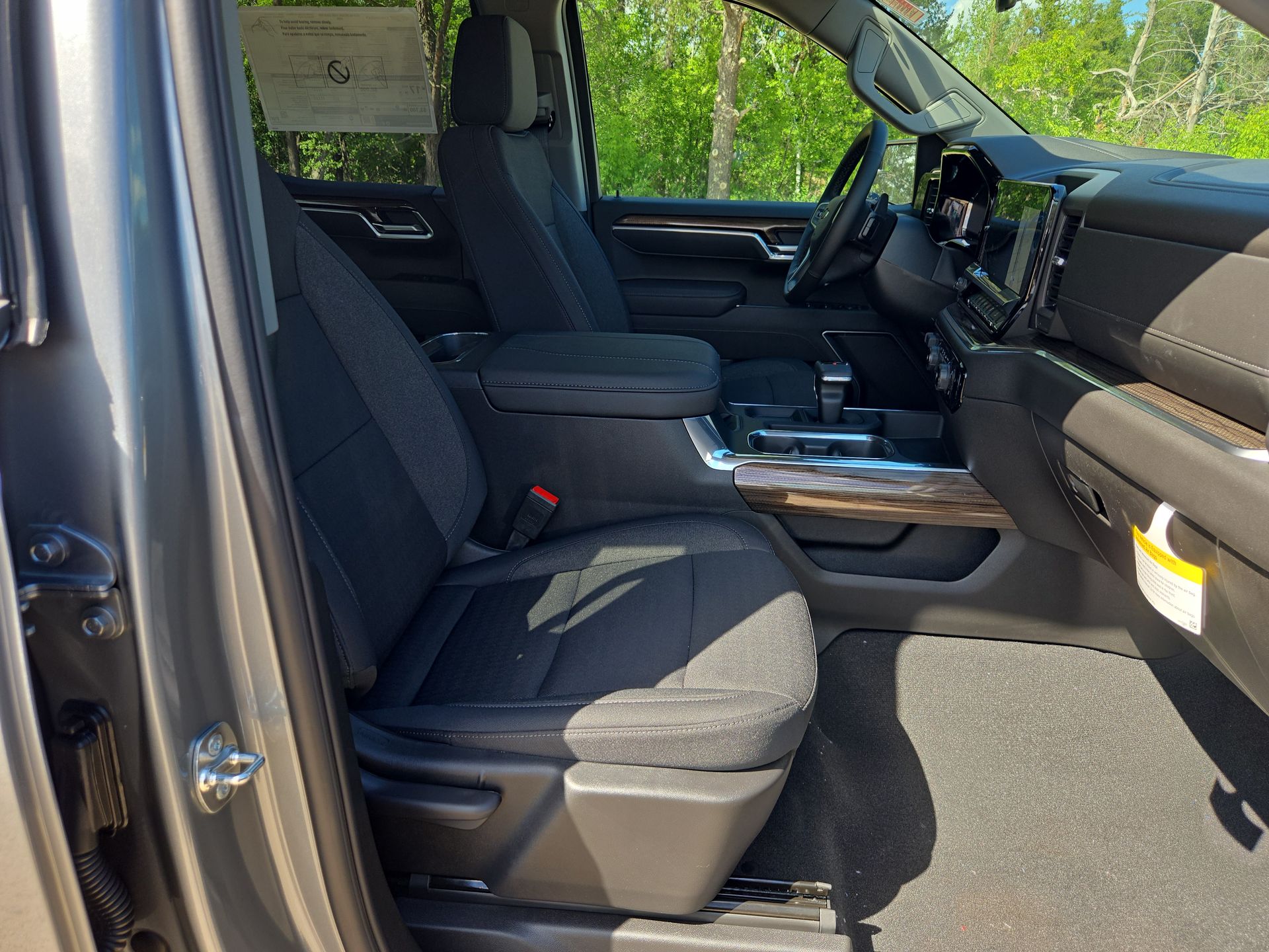 2025 Chevrolet Silverado 1500 RST photo 53