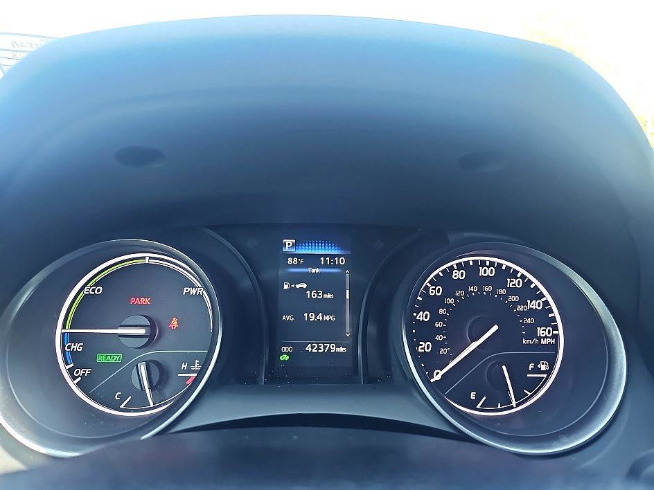 2023 Toyota Camry SE photo 17