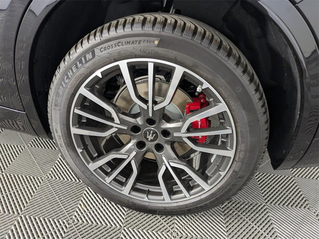 2025 Maserati Grecale photo 11