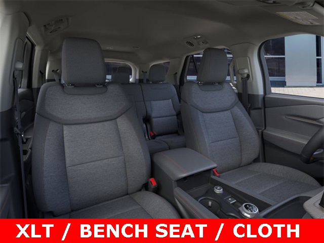 2025 Ford Explorer photo 31