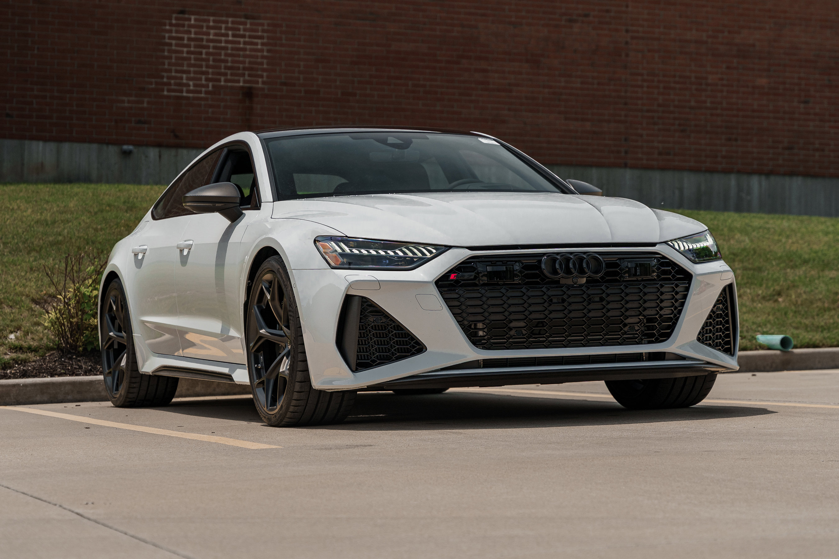 New 2025 GLACIER WHITE Audi performance image 1