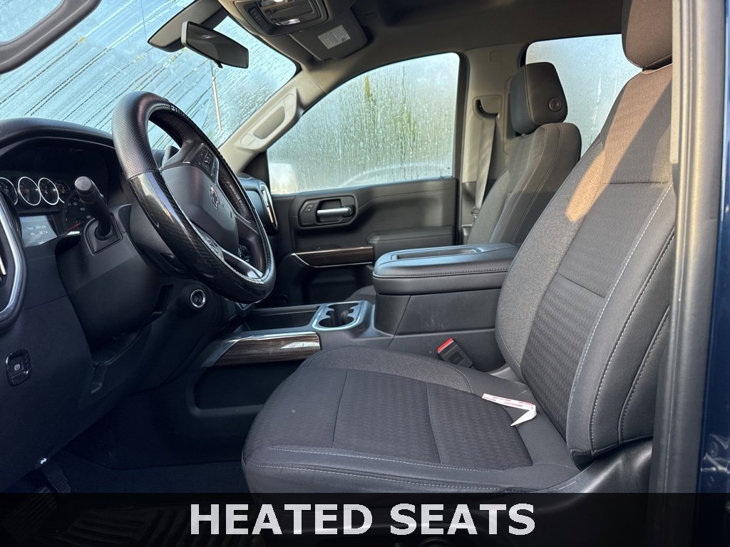 2020 Chevrolet Silverado 1500 RST photo 2