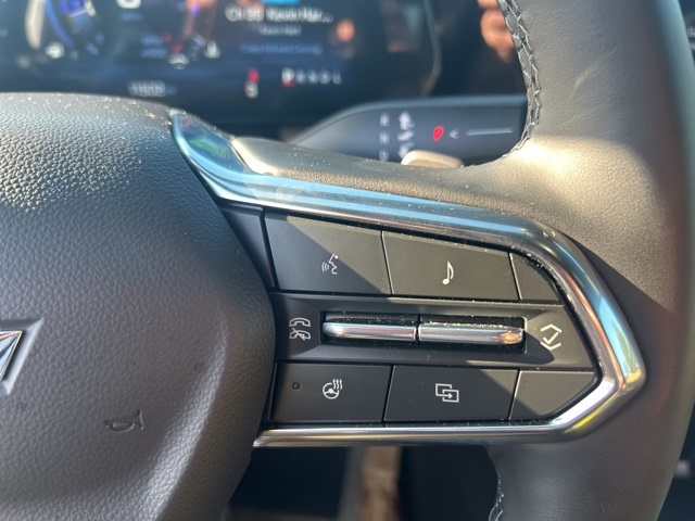 2025 Chevrolet Equinox ACTIV photo 11