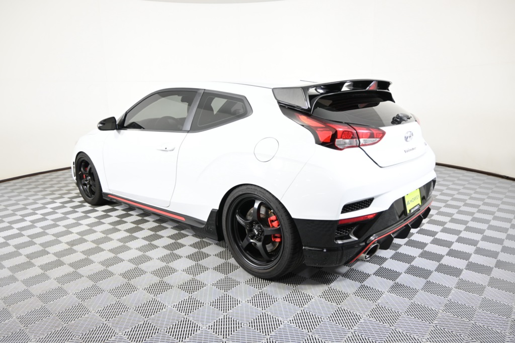 2020 Hyundai Veloster N photo 4