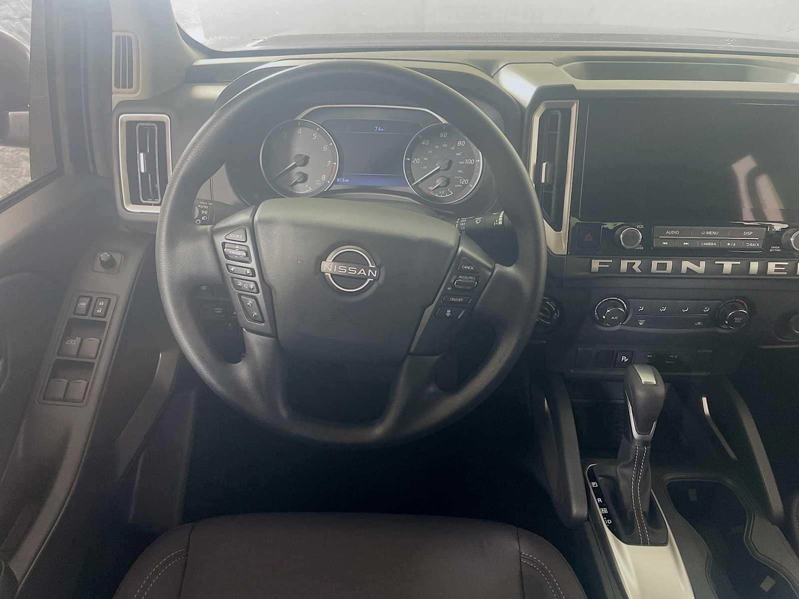 2025 Nissan Frontier Crew Cab SV photo 17
