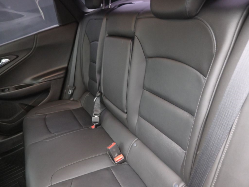 2018 Chevrolet Malibu 1LT photo 10