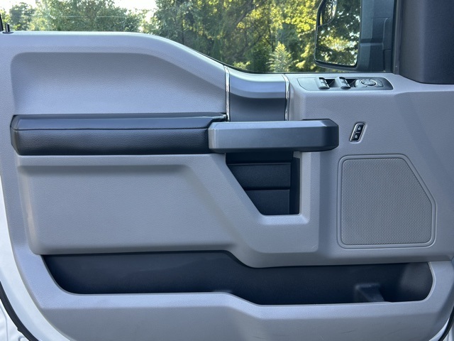 2017 Ford F-150 XLT photo 16