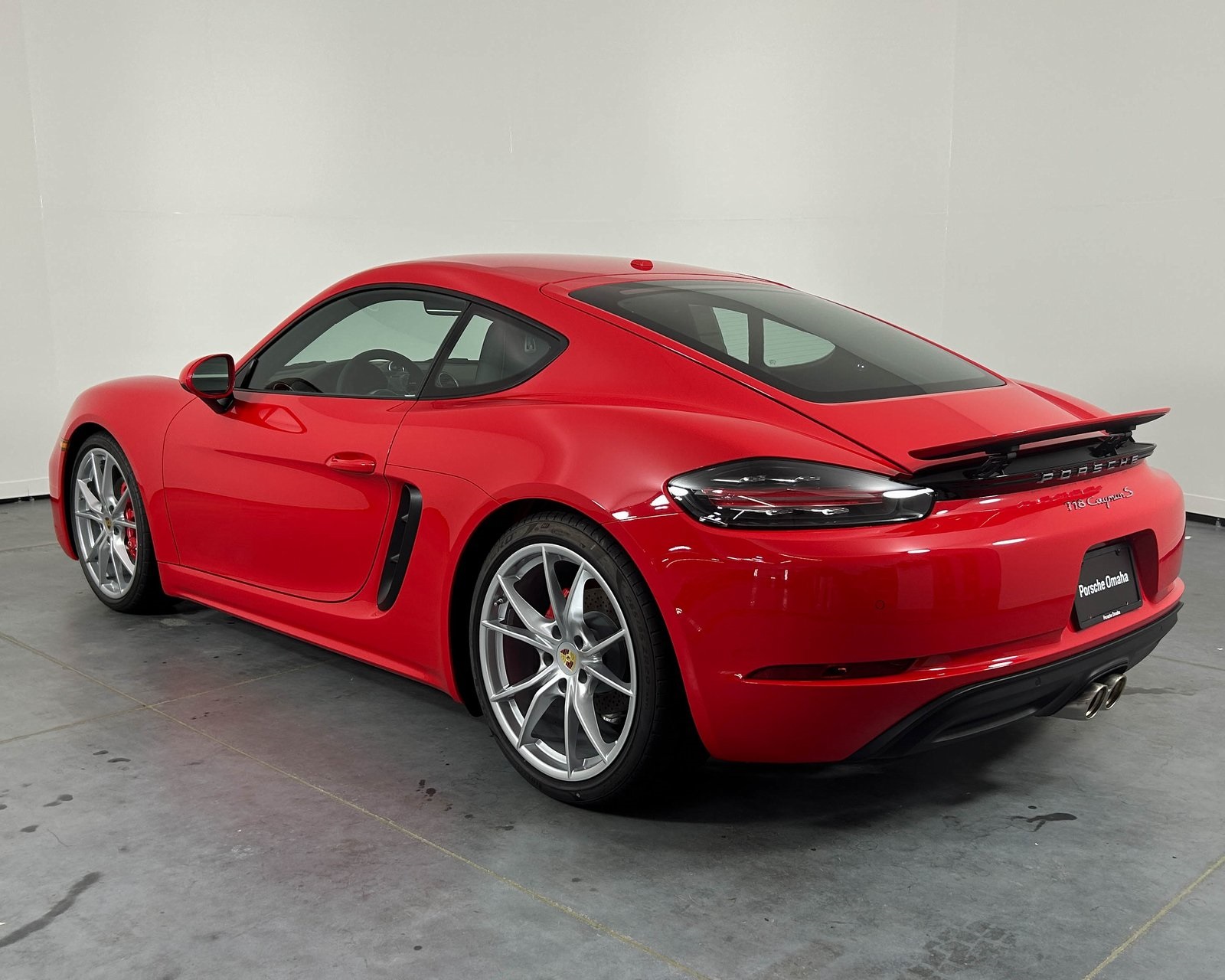 2025 Porsche Cayman S photo 3