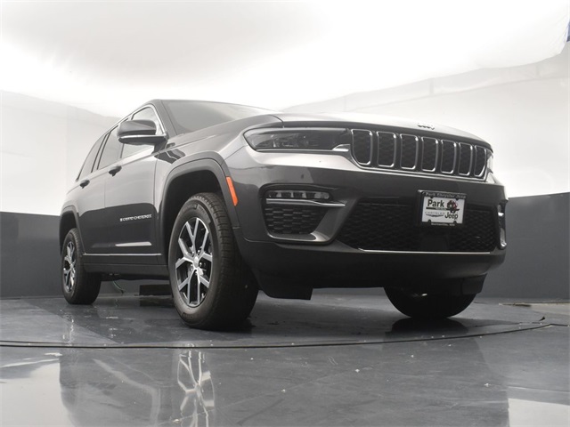 2025 Jeep Grand Cherokee Limited photo 19