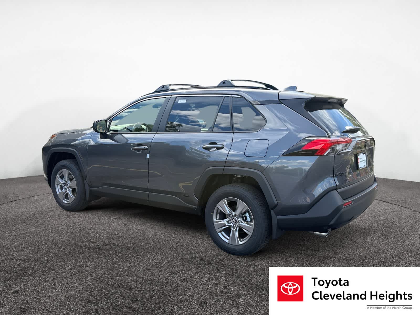 2025 Toyota RAV4 Hybrid LE photo 3