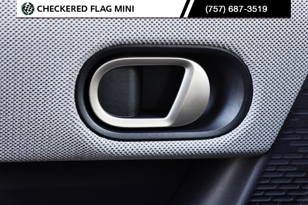 2025 Mini Cooper S Iconic photo 16