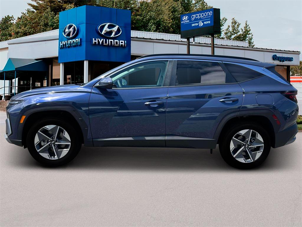 2025 Hyundai Tucson SEL photo 3