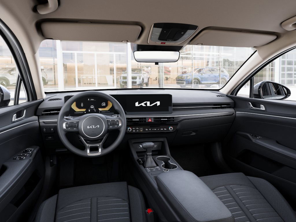 2026 Kia K5 LXS photo 13