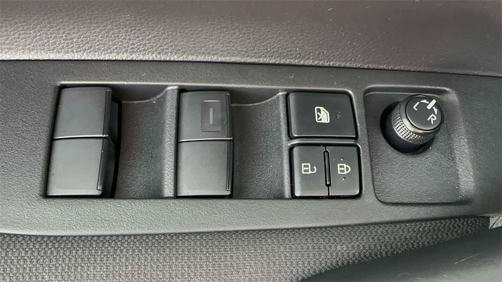 2022 Toyota Corolla LE photo 12