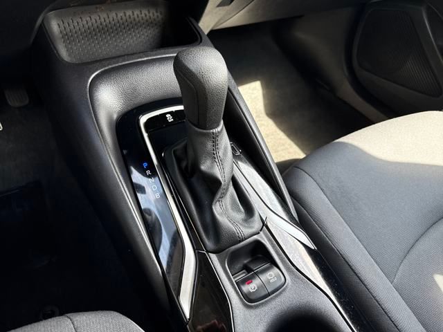 2022 Toyota Corolla LE photo 12