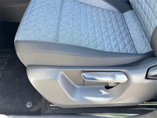 2025 Volkswagen Tiguan S photo 31