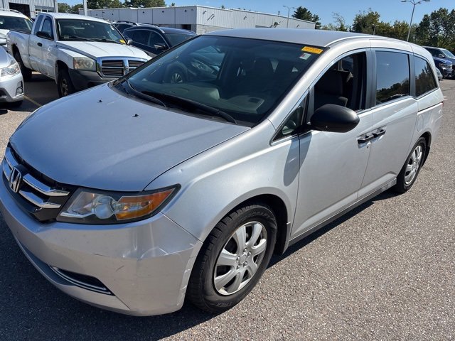 2014 Honda Odyssey LX photo 4