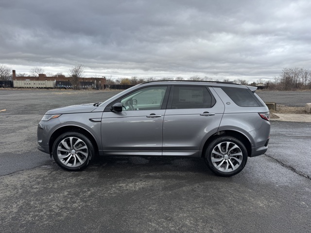 2025 Land Rover Discovery Sport S photo 2