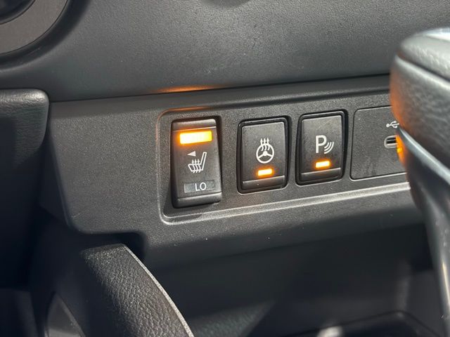 2024 Nissan Frontier SV photo 24