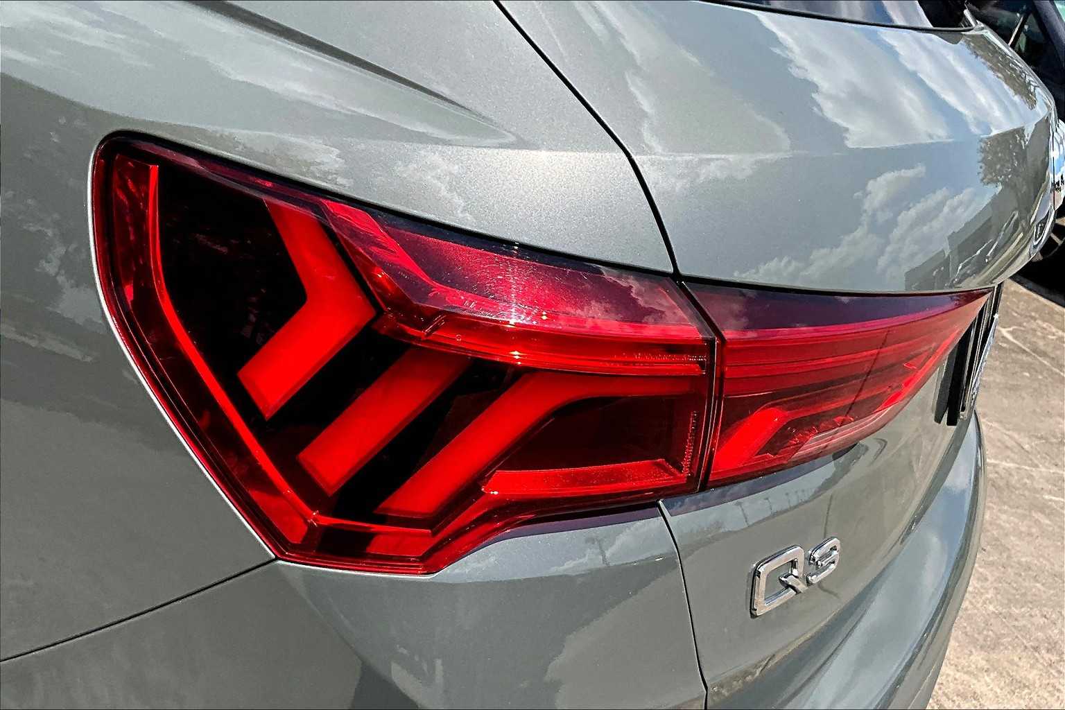 2023 Audi Q3 S line Premium photo 25