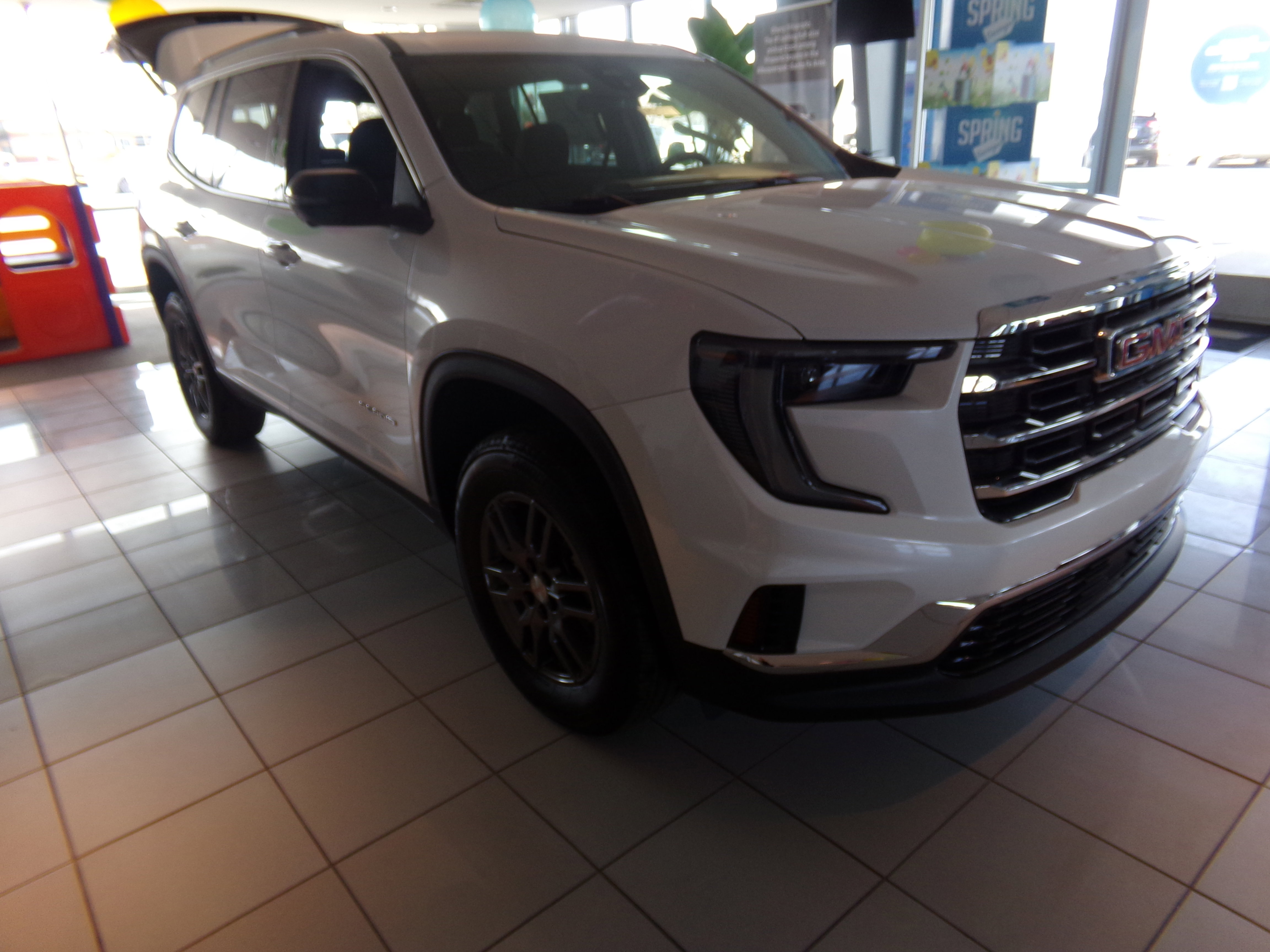 2025 GMC Acadia Elevation's photo