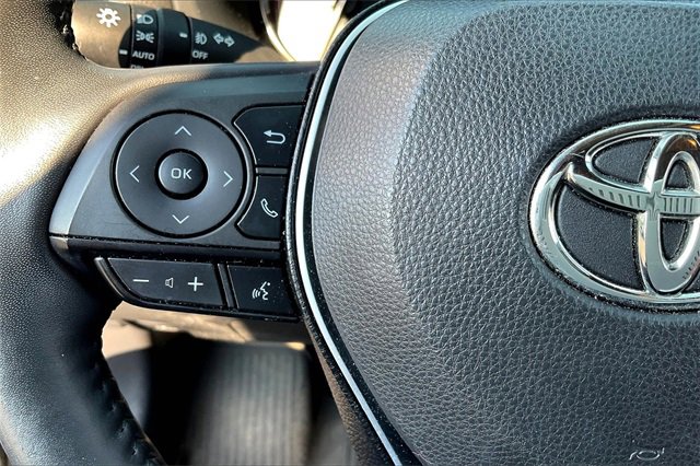 2020 Toyota RAV4 Limited photo 15