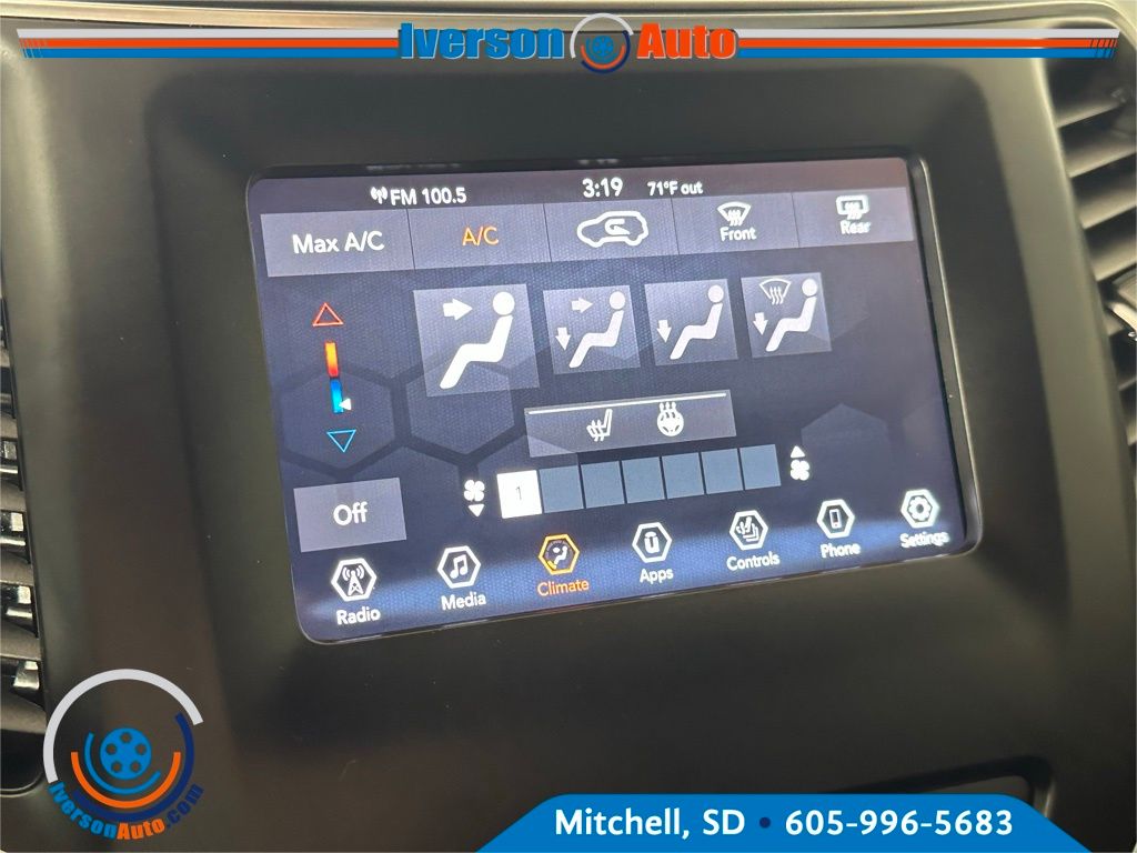 2021 Jeep Cherokee Latitude Lux photo 18