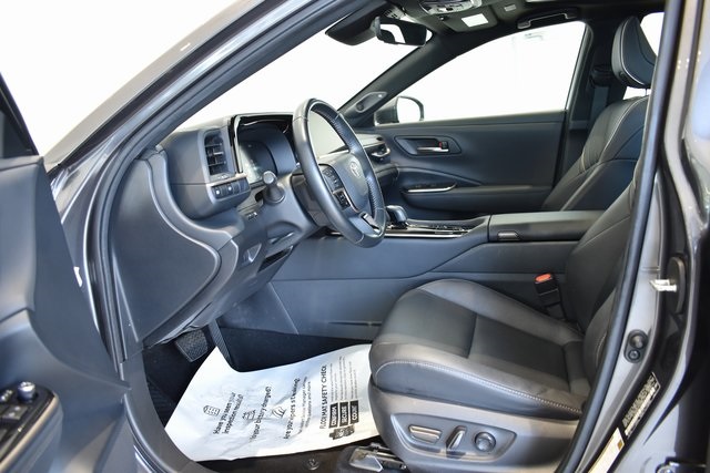 2024 Toyota Crown Limited photo 18