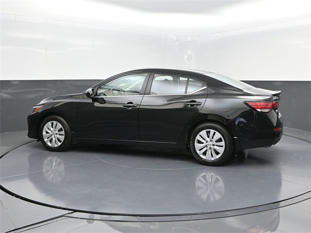 2025 Nissan Sentra S photo 3