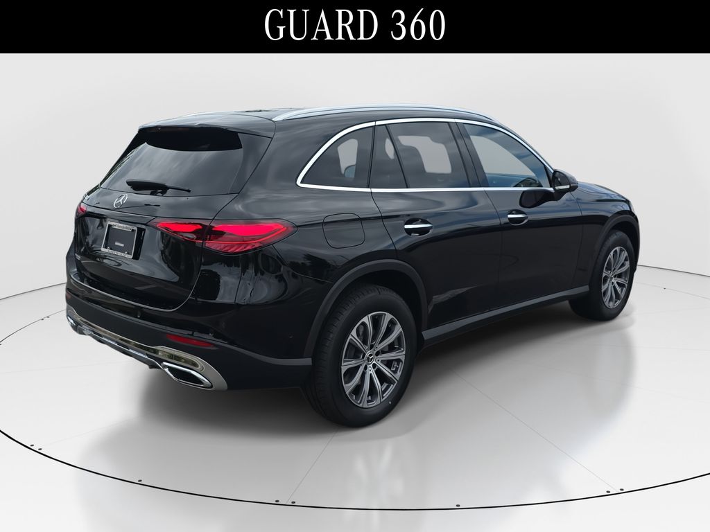 2025 Mercedes Benz GLC 300 photo 2
