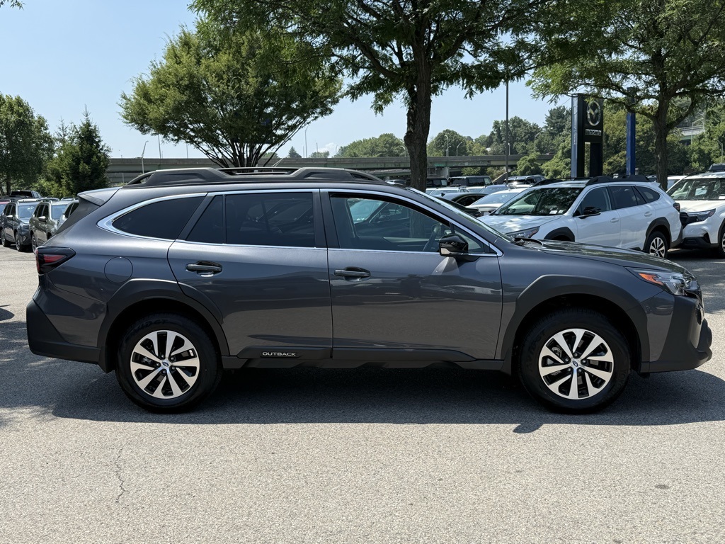 2025 Subaru Outback Premium photo 4