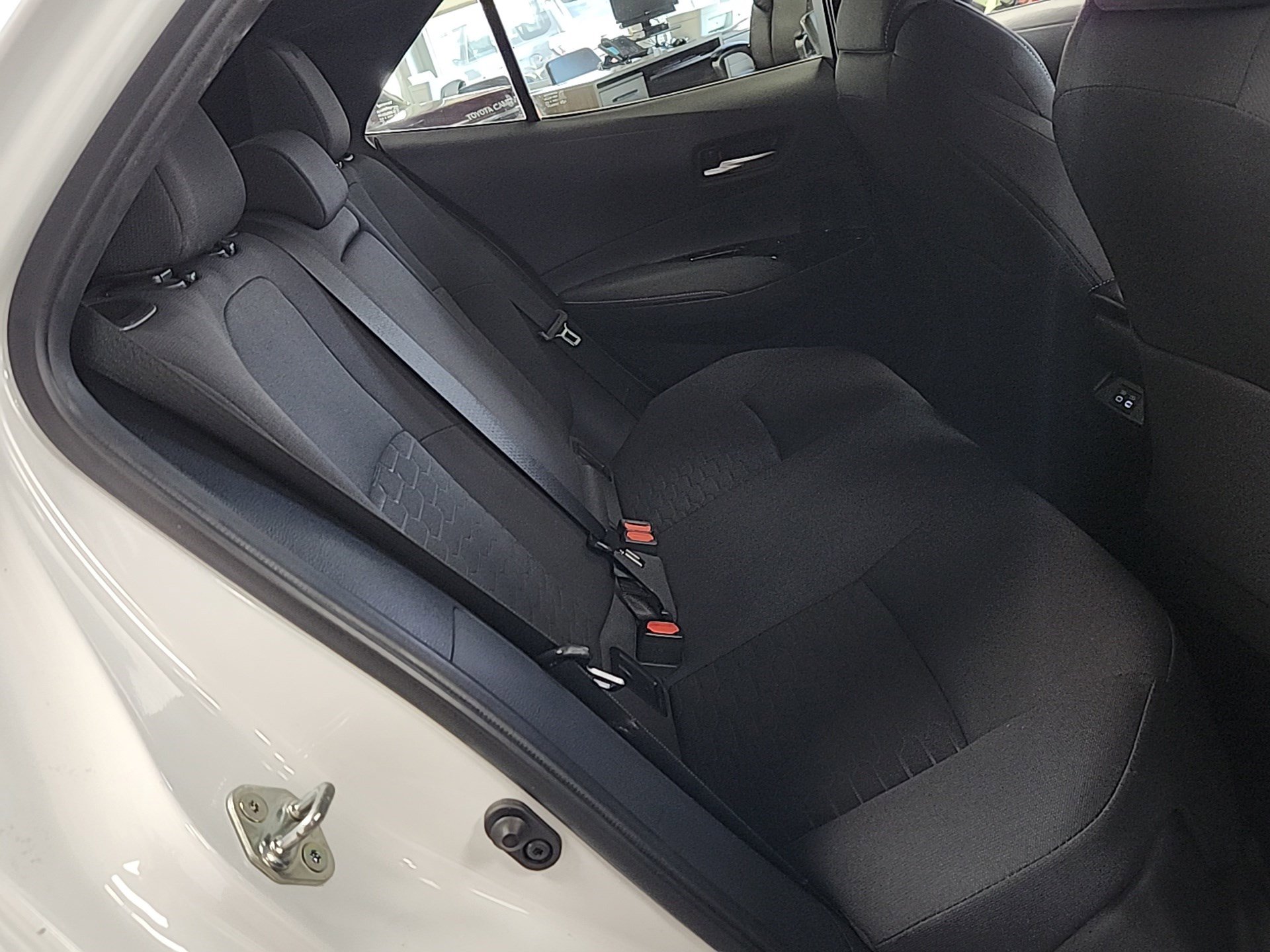 2023 Toyota Corolla SE photo 29