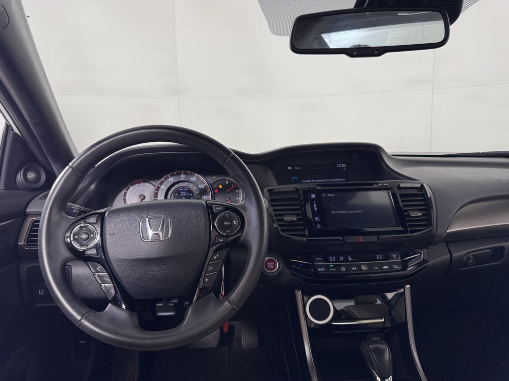 2017 Honda Accord EX-L photo 11