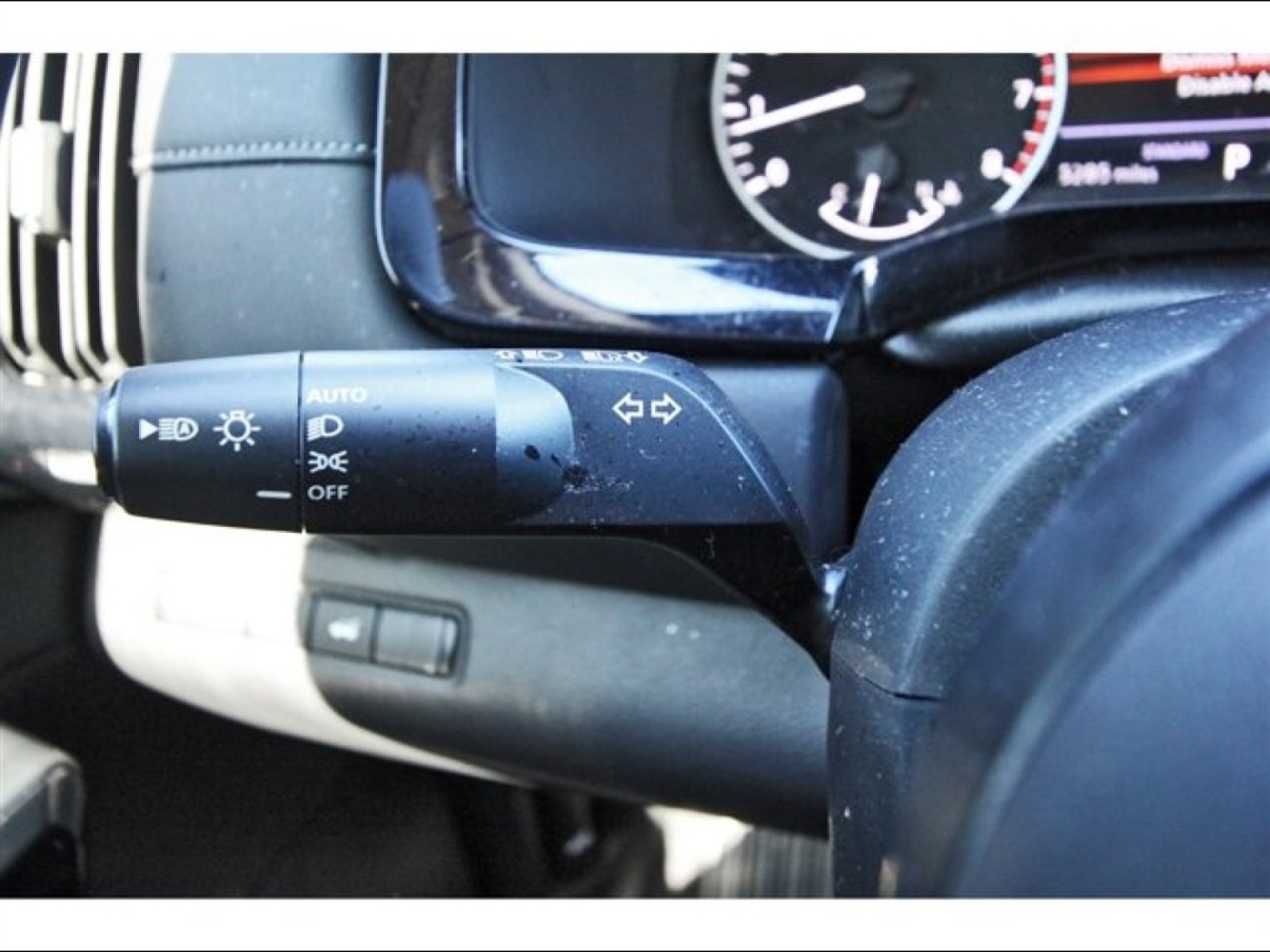 2025 Nissan Pathfinder SV Black at Robbins Nissan