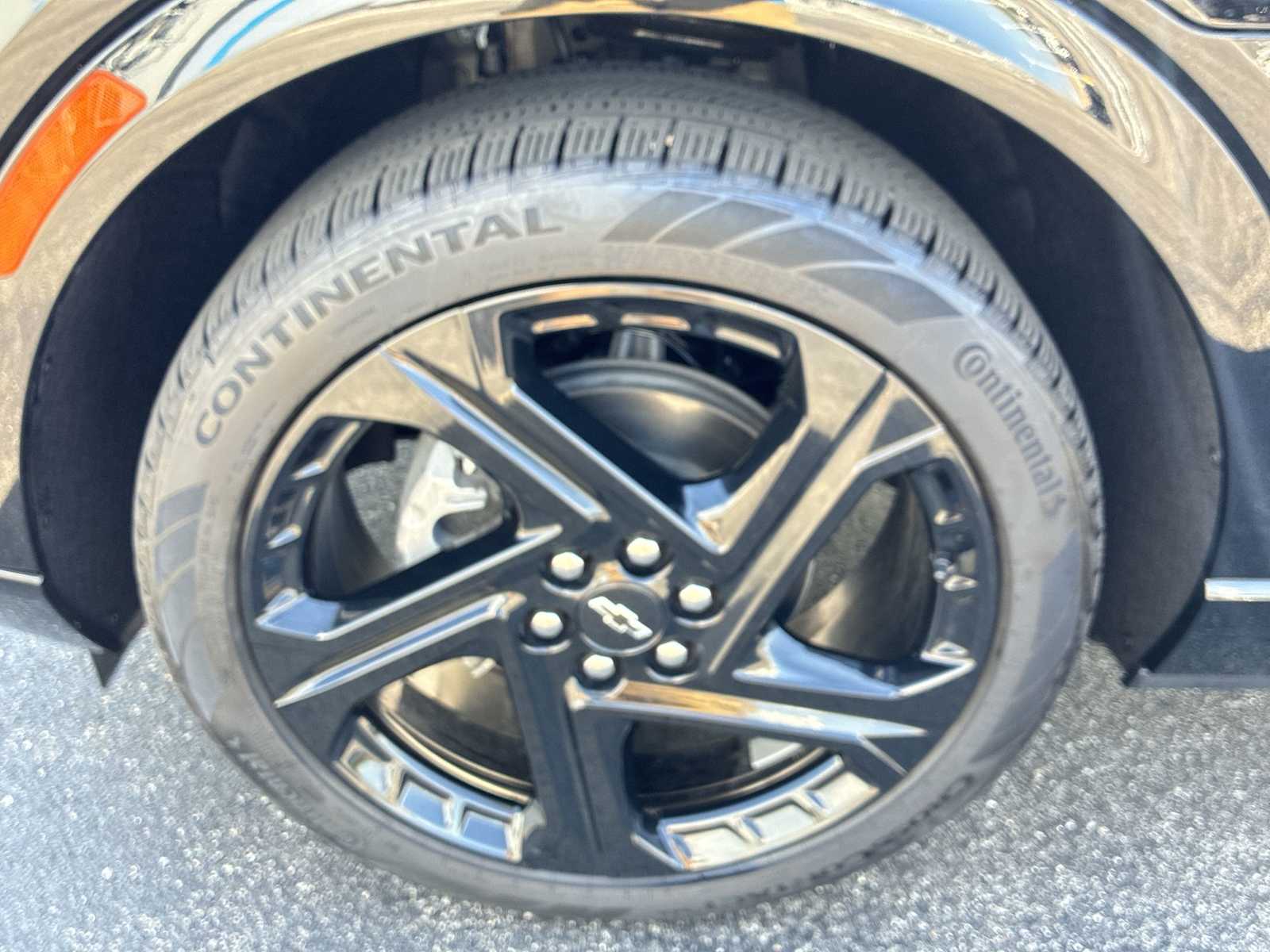 2024 Chevrolet Equinox EV 3RS photo 29
