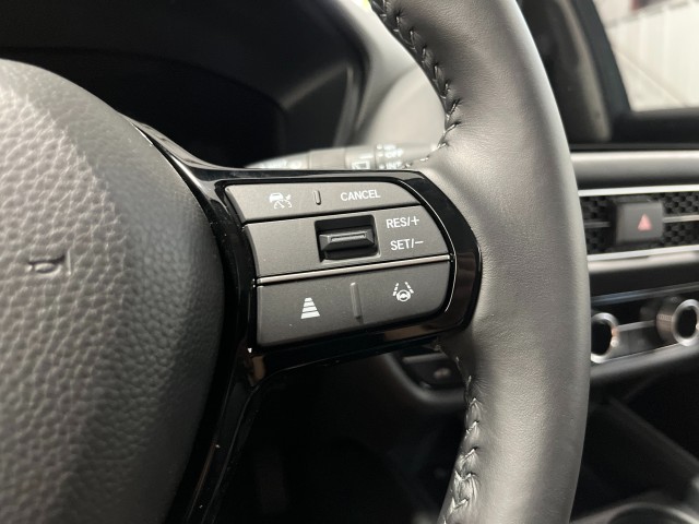 2026 Honda HR-V EX-L photo 17