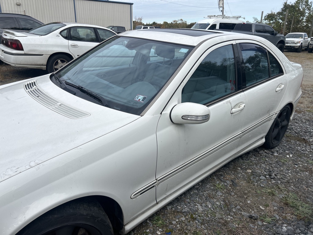 2006 Mercedes-Benz C-Class C230 Sport's photo