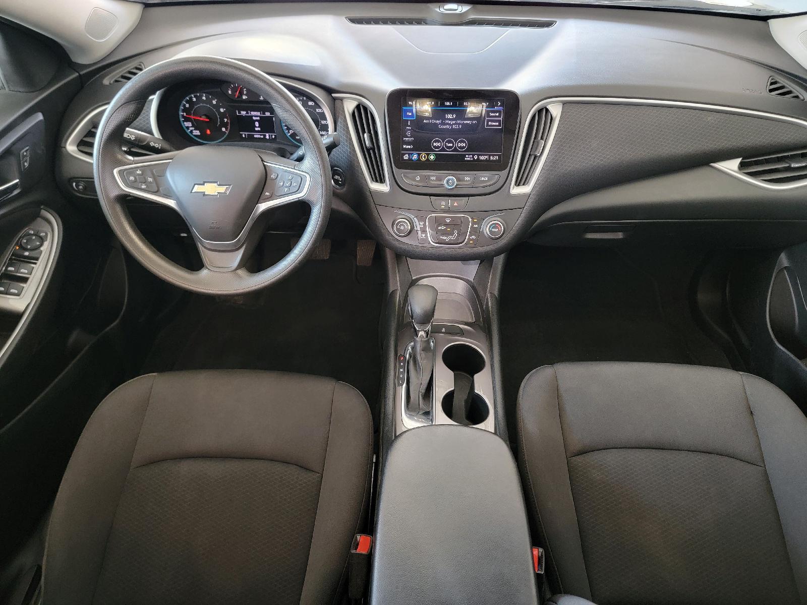 2022 Chevrolet Malibu LS photo 14