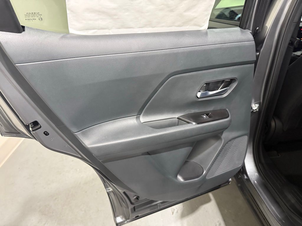 2026 Nissan Kicks SR photo 20