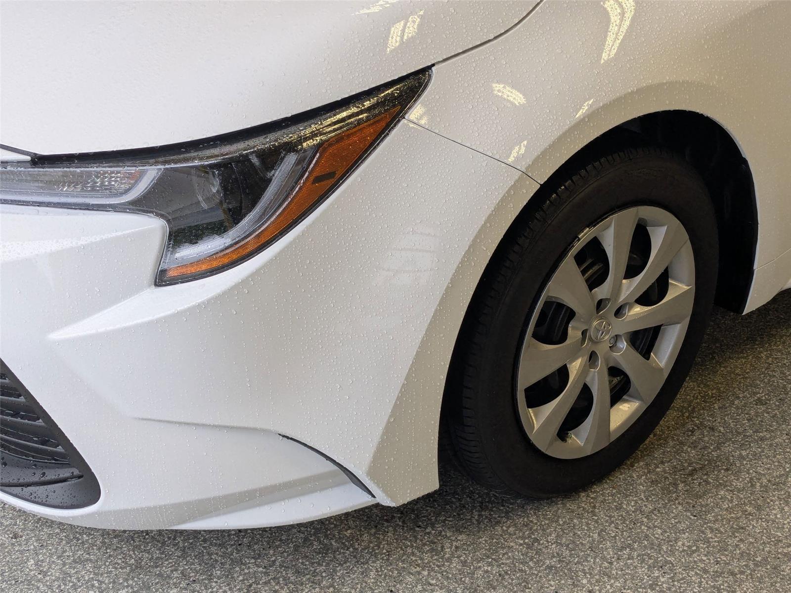 2025 Toyota Corolla LE photo 7
