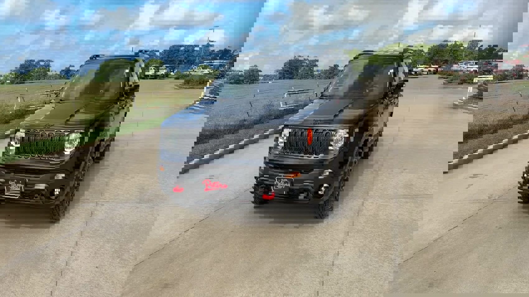 2023 Jeep Renegade Trailhawk photo 3