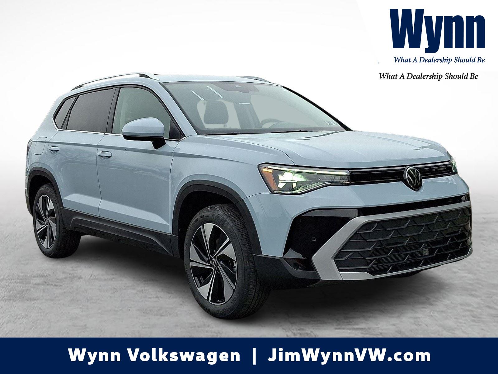 2026 Volkswagen Taos SE's photo